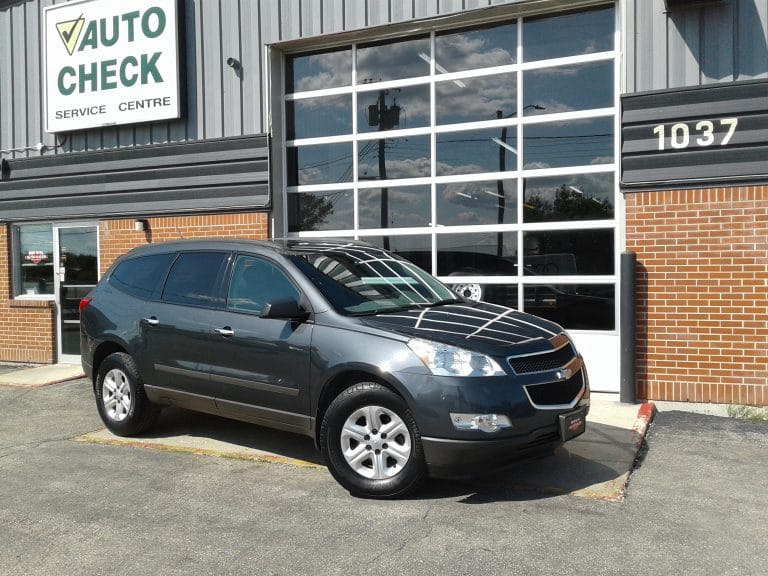 2011 Chevrolet Traverse LS FWD