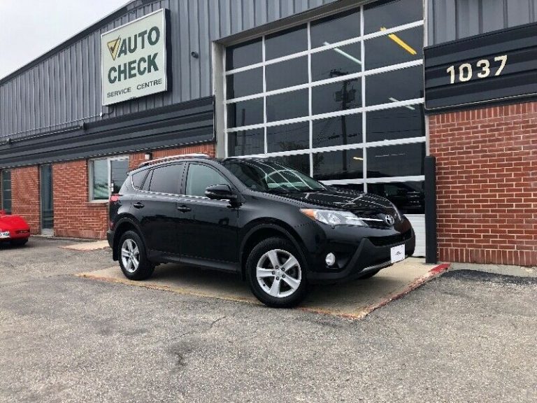 2013 Toyota RAV4 XLE SUV, Crossover