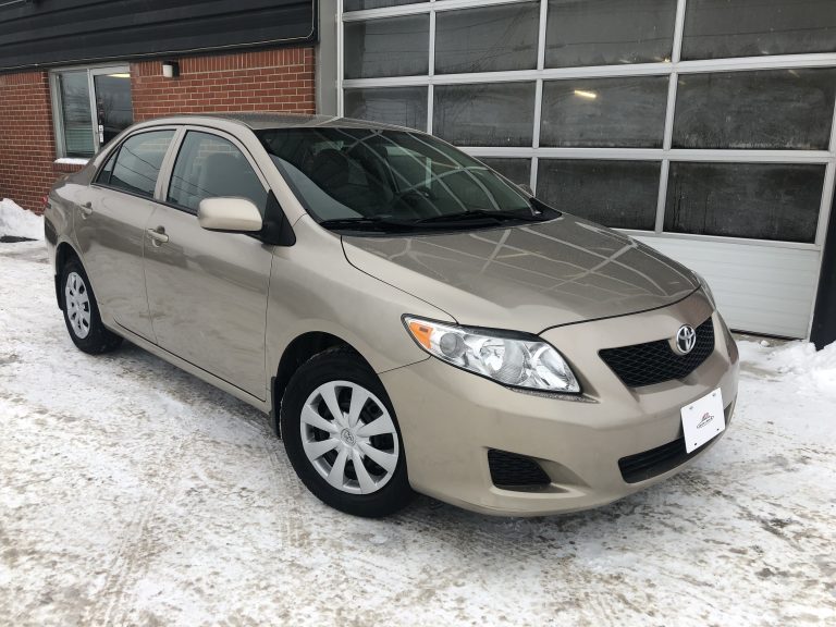 2010 Toyota Corolla CE sedan