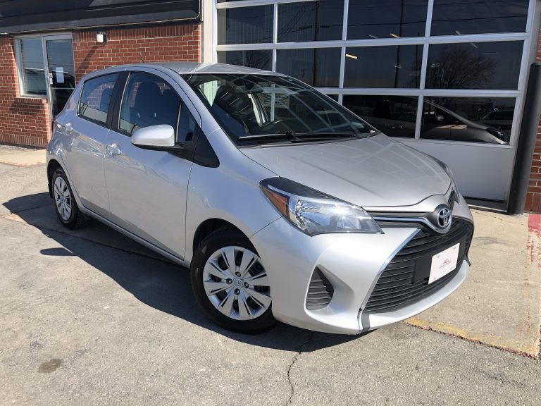 2016 Toyota Yaris L